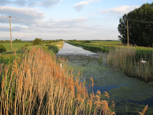 File:Swaffham Bulbeck Lode - geograph.org.uk - 1329490.jpg