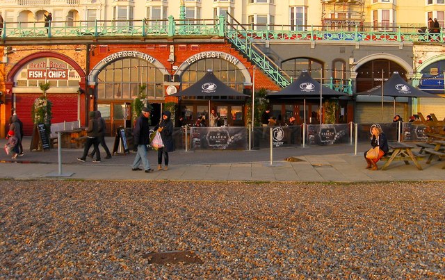 Tempest Inn, King's Road Arches, Brighton - geograph.org.uk - 4747760