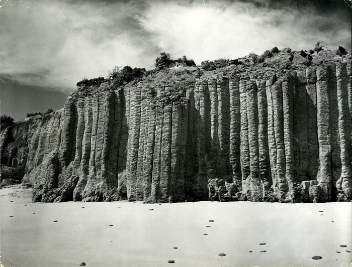 File:The Colonnades, Phillip Island, Victoria.jpg