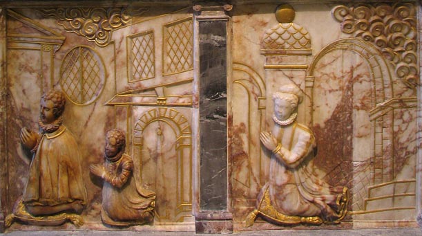 File:The Lumley Chapel - Monument - detail.jpg