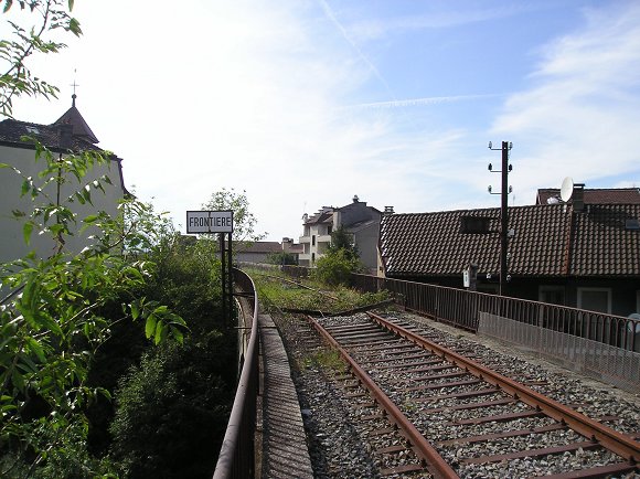 File:Viaduc Morge St-Gingolph.jpg