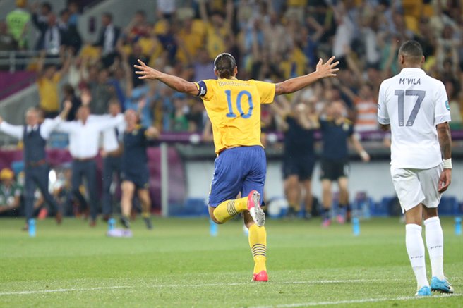 File:Zlatan Ibrahimović goal celebration Euro 2012 vs France.jpg - Wikimedia Commons