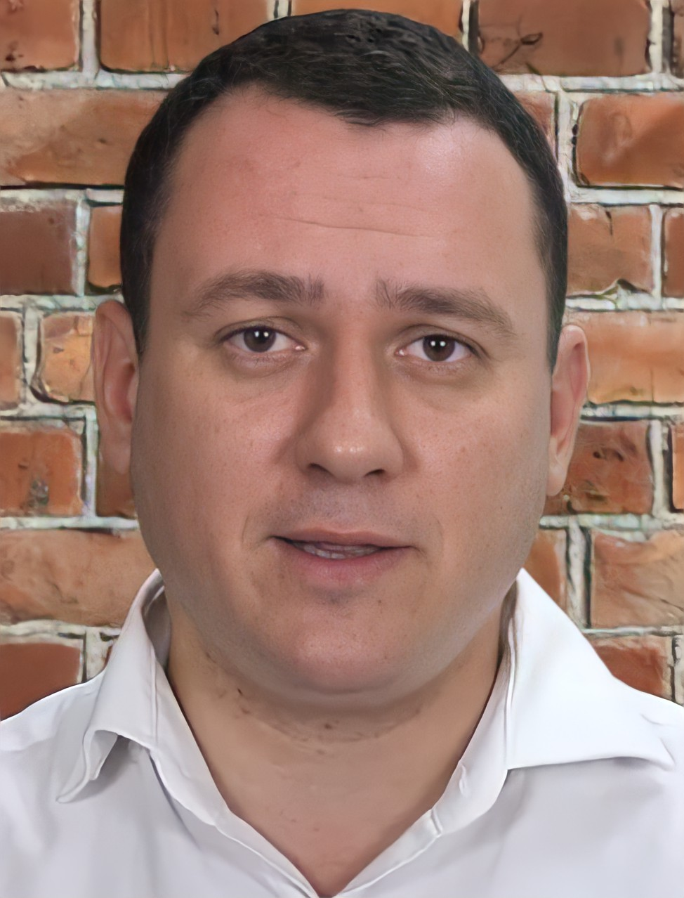 Александр Сафронов (cropped).png