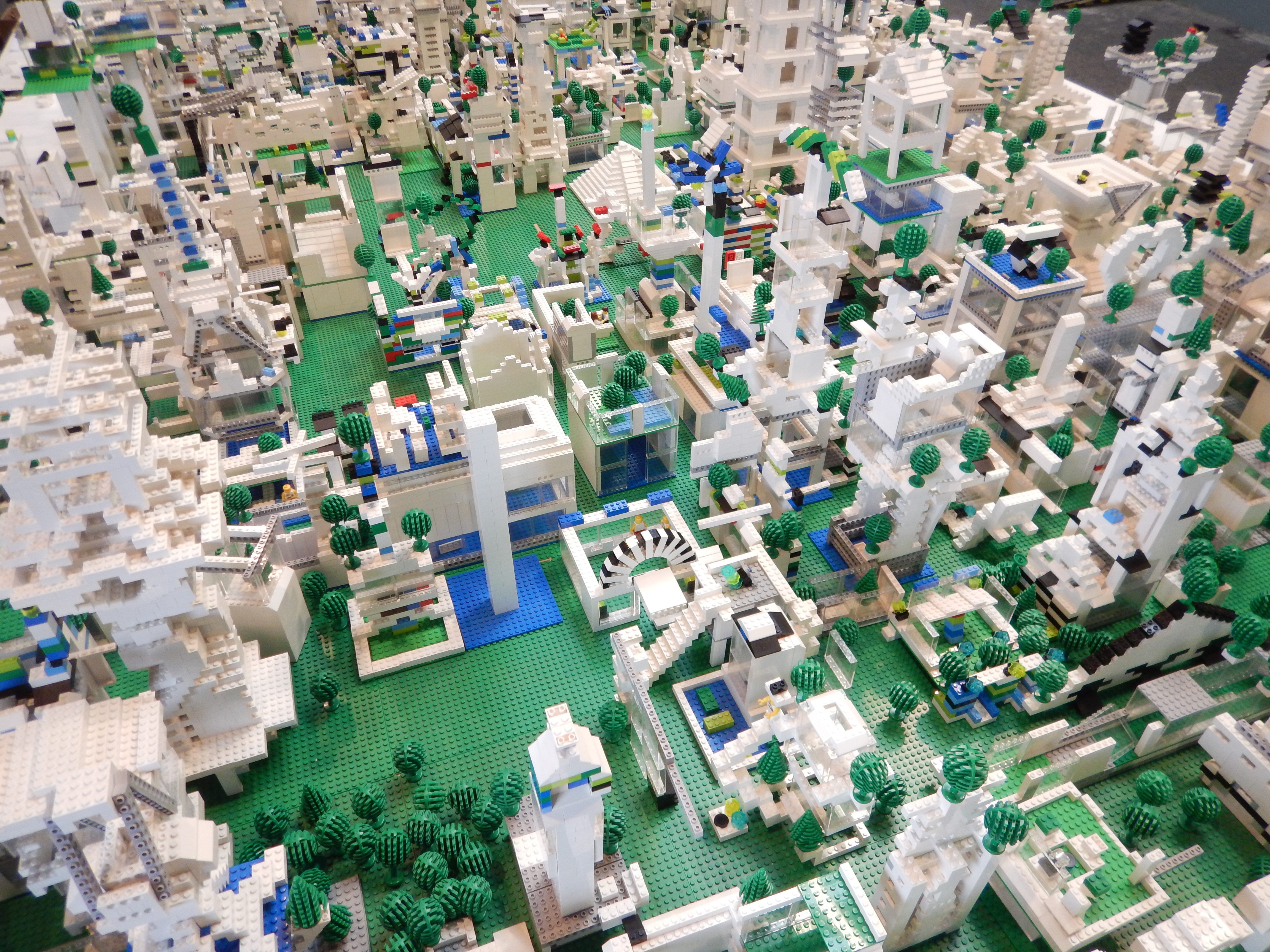 Comment imaginer et réaliser sa ville LEGO® ?
