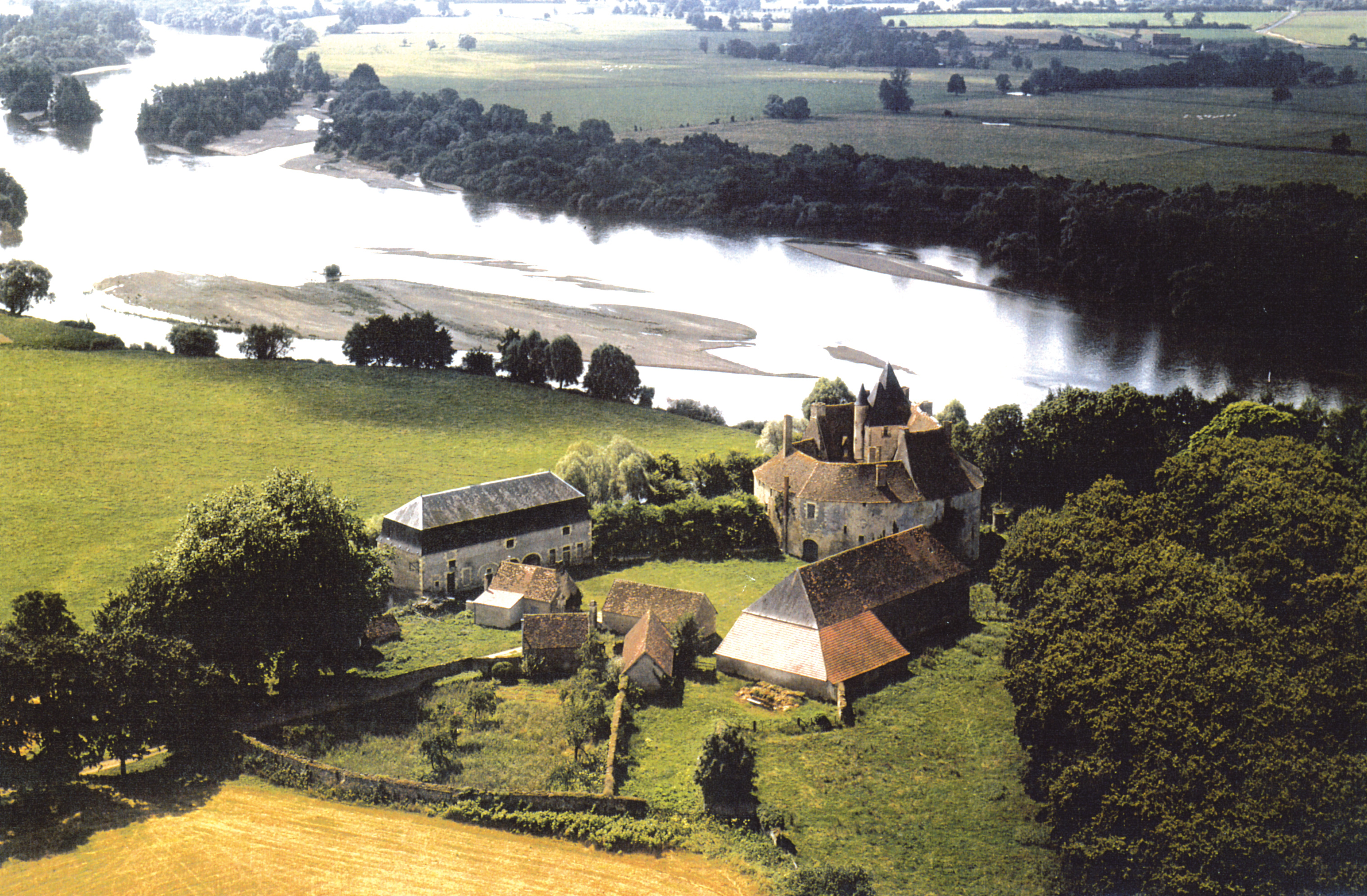 Château de Meauce  France Bourgogne-Franche-Comté Nièvre Saincaize-Meauce 58470