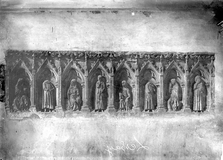 File:Eglise - Bas-relief - Lessay - Médiathèque de l'architecture et du patrimoine - APMH00034847.jpg