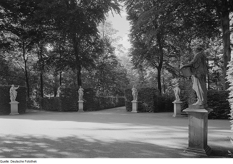 File:Fotothek df ps 0004642 Schlösser ^ Sommerschlösser ^ Gärten - Parks ^ Schloßgärt.jpg