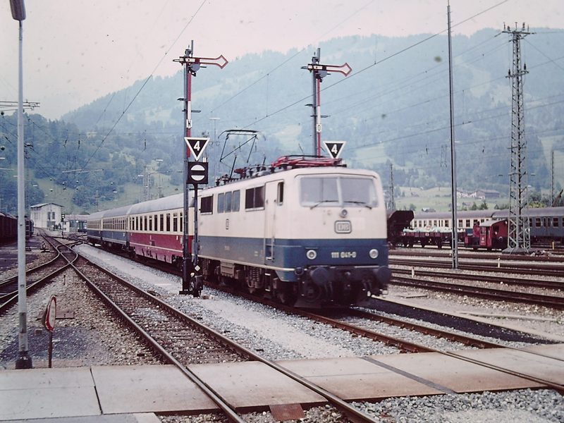 File:IC Karwendel Garmisch.jpg