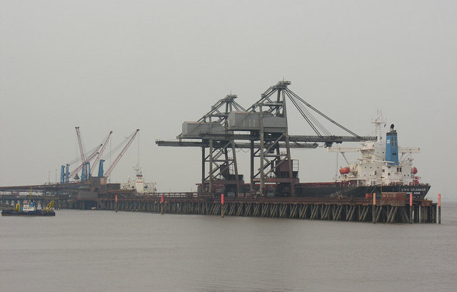 File:Immingham Bulk Terminals - geograph.org.uk - 408348.jpg