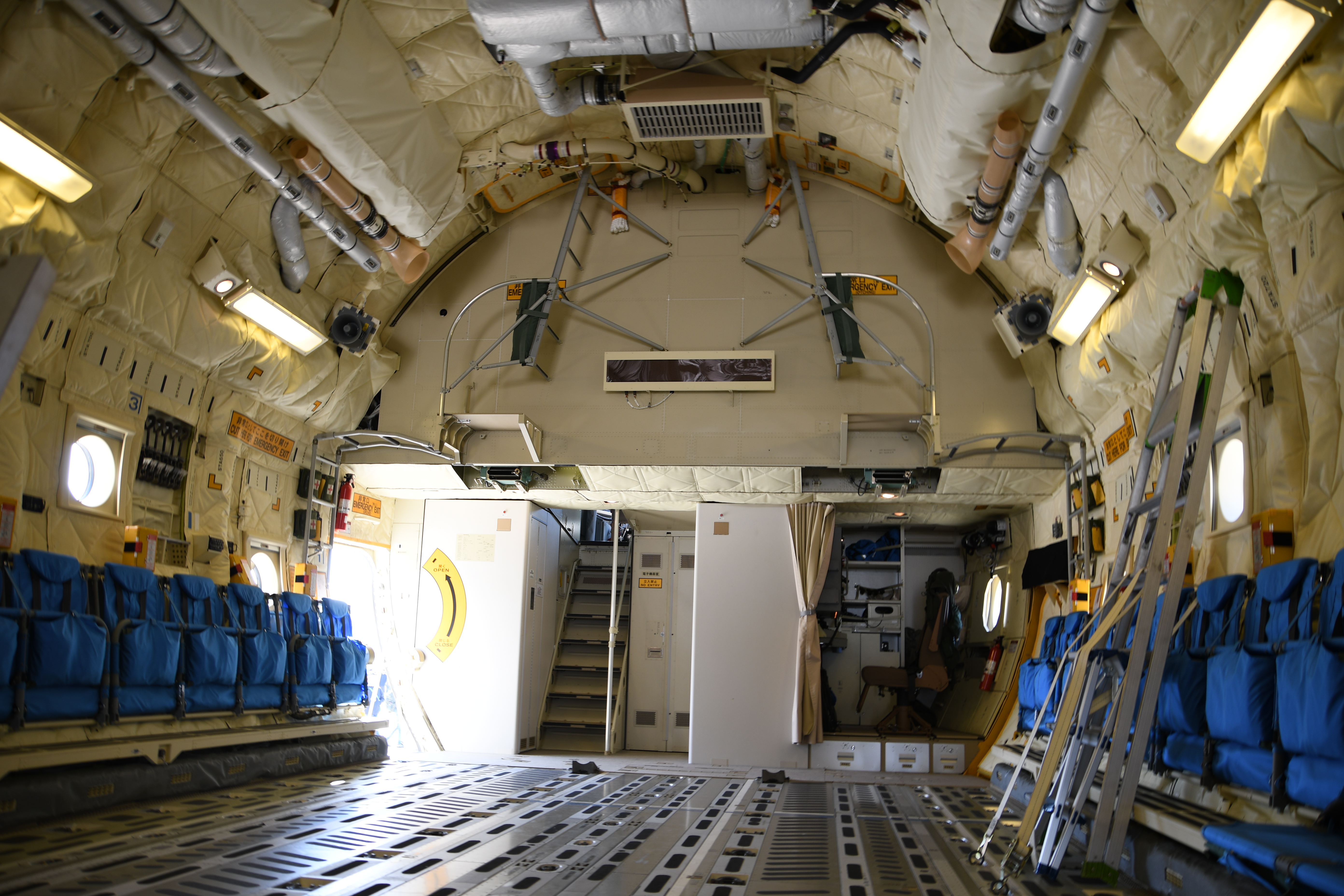 Российская 78 1. Cargo compartment. A330 Cargo compartment. A330 Bulk Cargo compartment. Cargo compartment Scrivet photo.