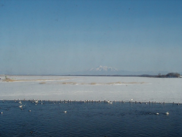 File:Lake tohfutsu.jpg