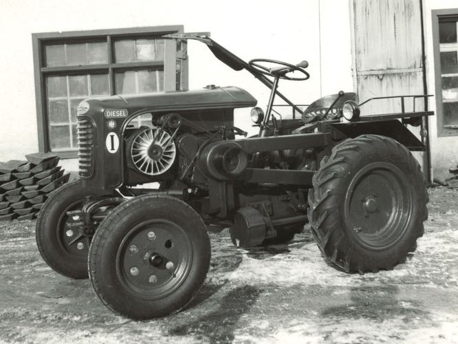 File:Lindner Traktor JW 35.jpg
