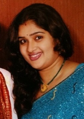 Priya BiggBoss Season 5 Contestant Smiling at camera in SkyBlue Color Saree