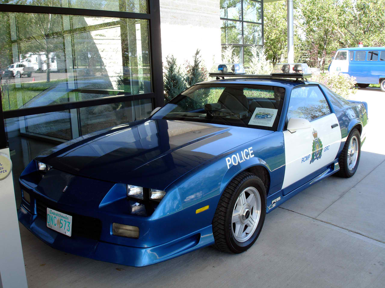 RCMP_Chevrolet_Camaro_display.jpg