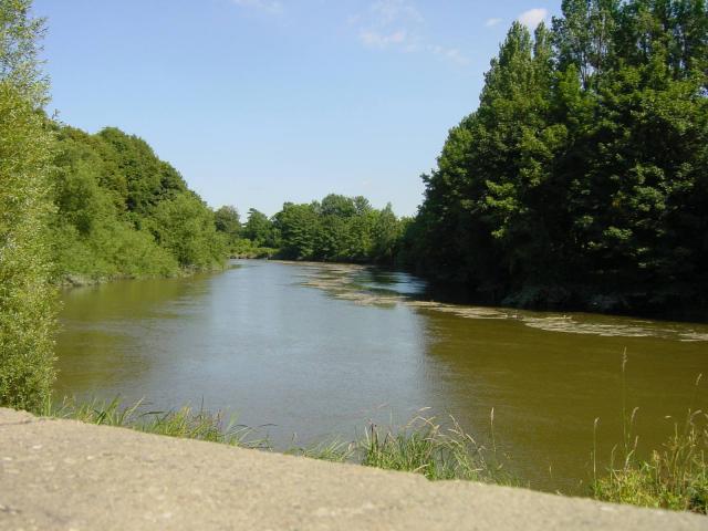 File:River Medway from the Friars, Aylesford - geograph.org.uk - 1228.jpg