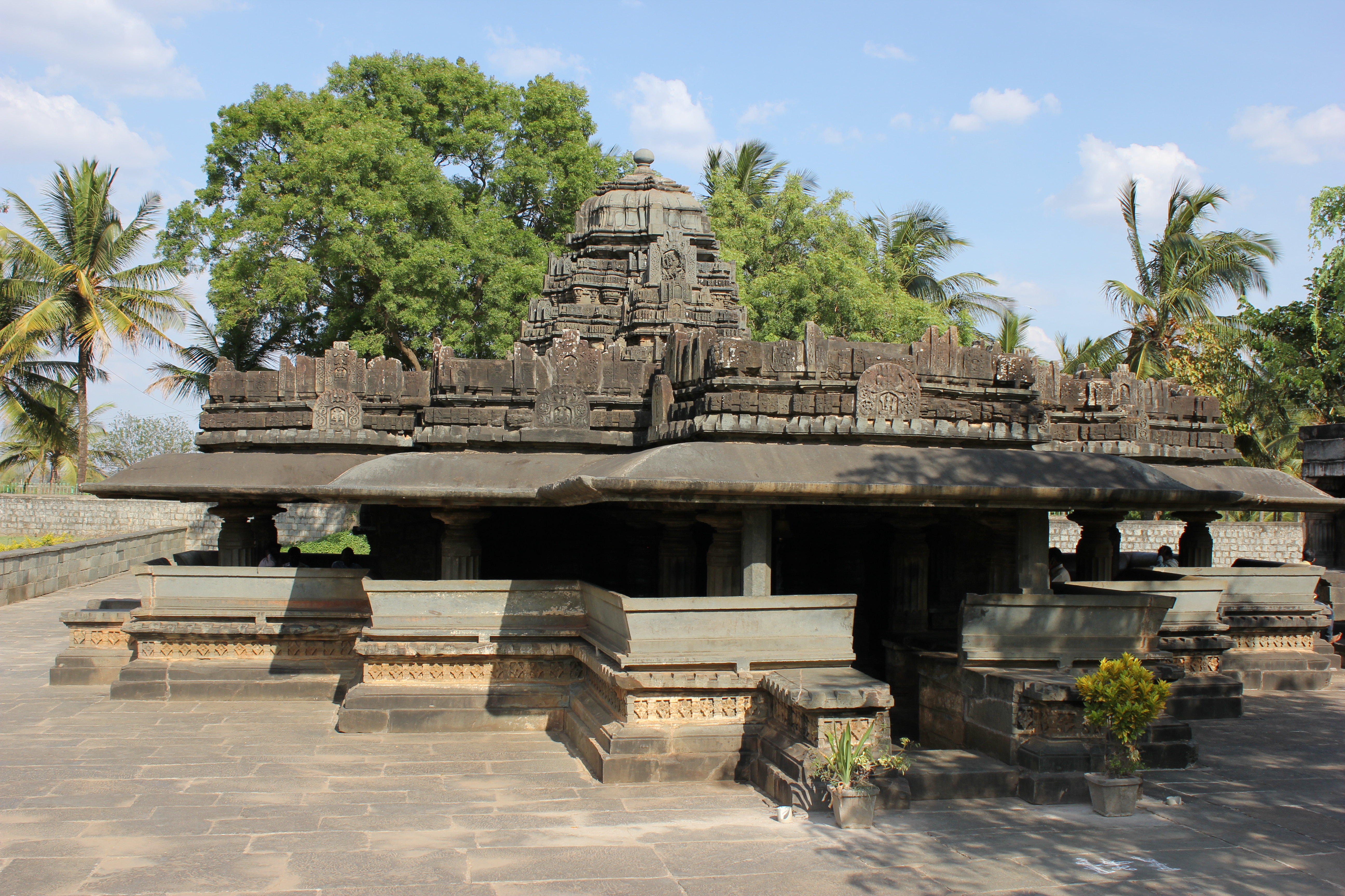 Temple 0. Храмы бхутесвара. Сиддхешвар зал. Haveri.