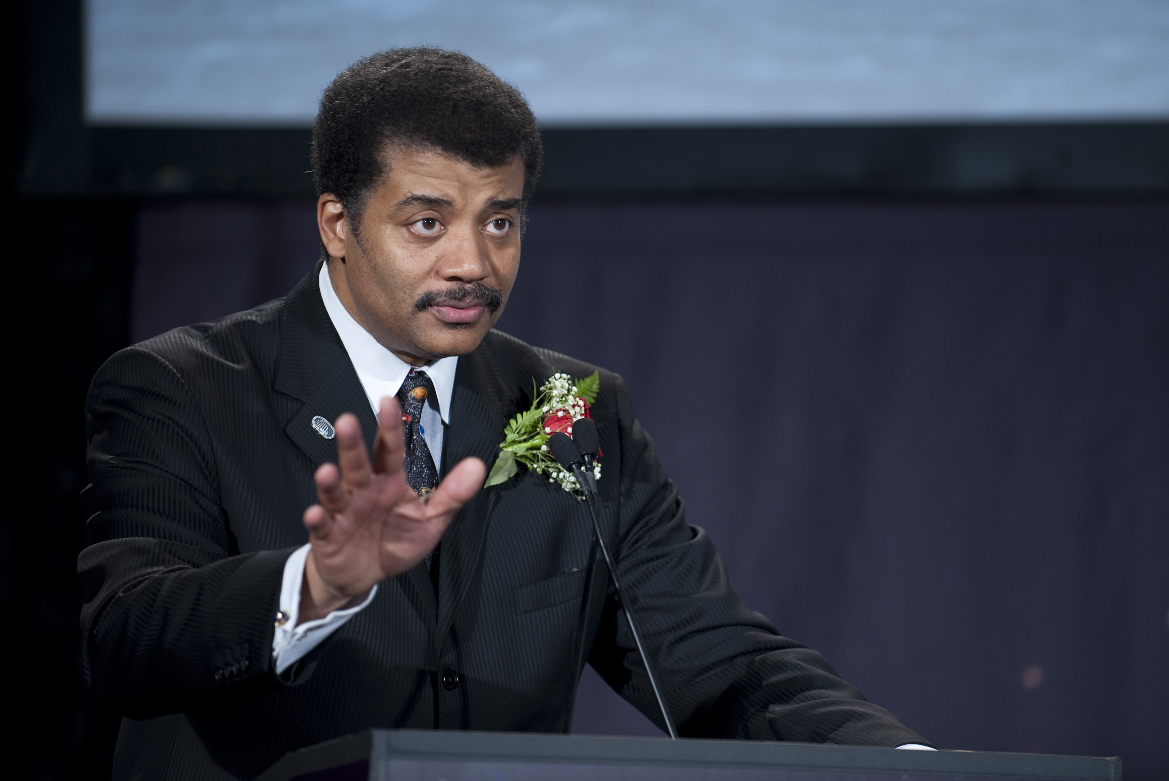 Neil degrasse tyson syracuse ny