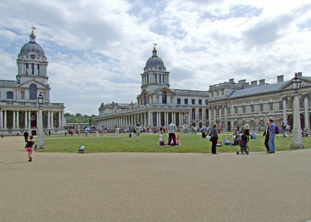 File:University of Greenwich - geograph.org.uk - 1342982.jpg