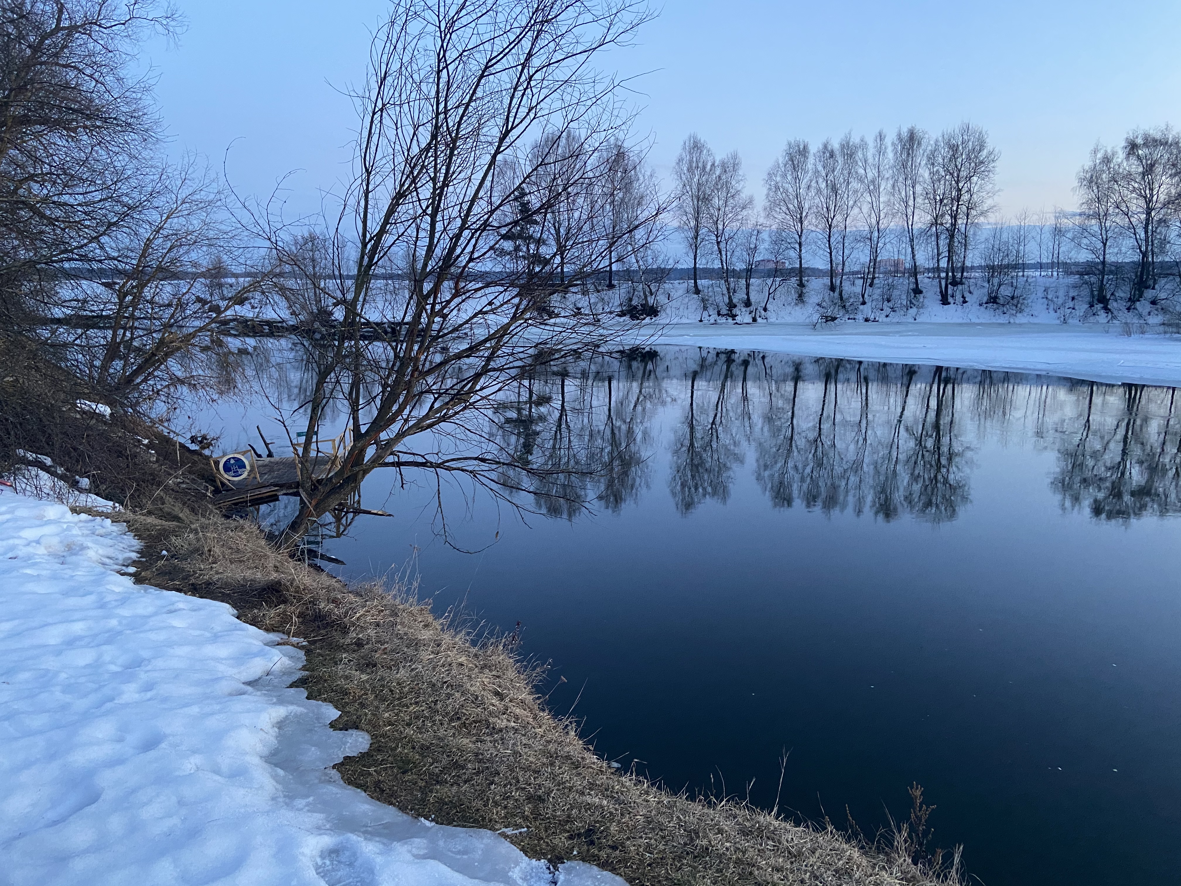 Погода николина гора. Николина гора дипломатический пляж. Николина гора река. Дипломатический пляж на Николиной горе. Николинская гора.