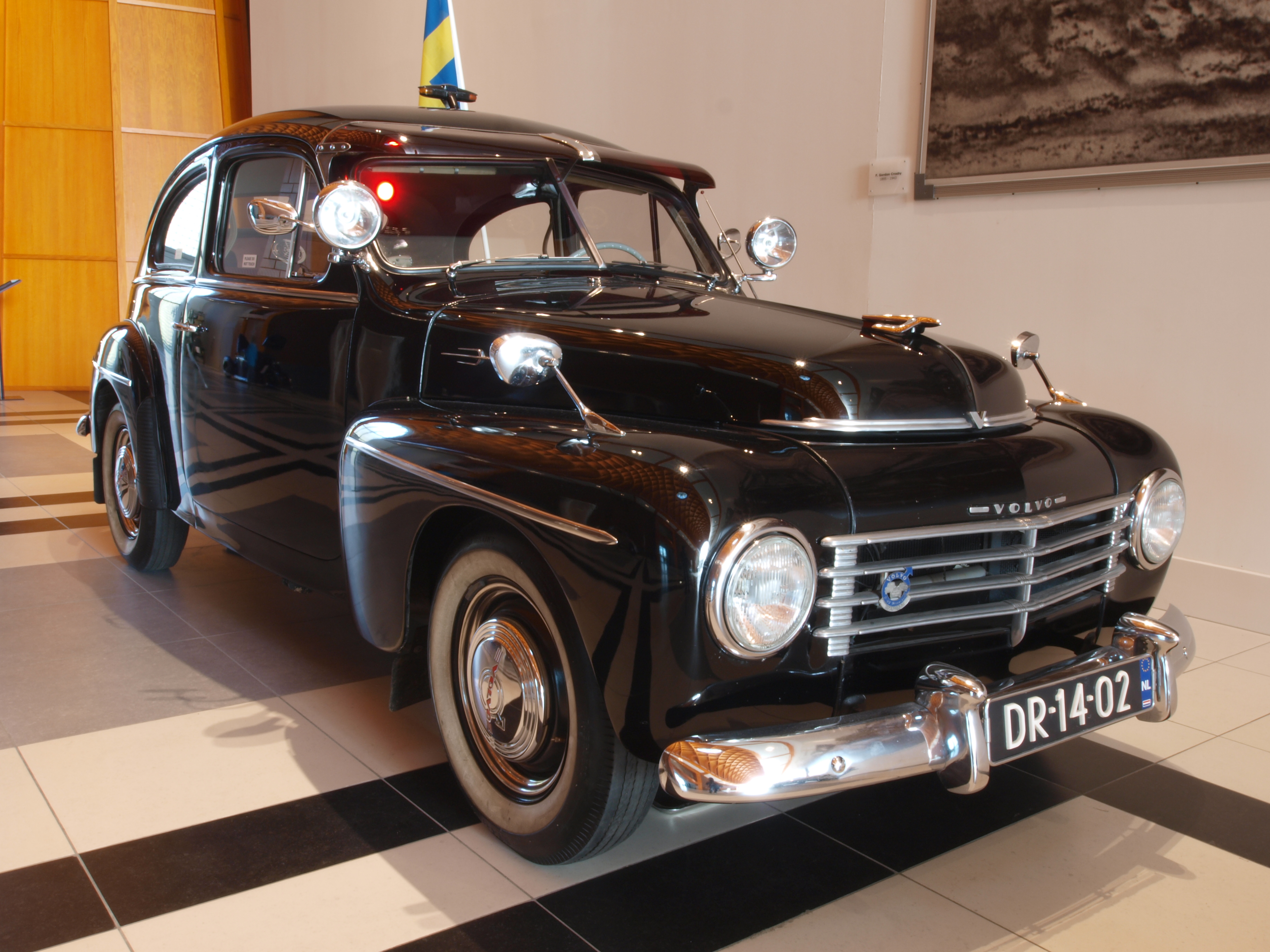 Volvo pv444