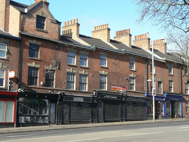 File:A fine array of pots - geograph.org.uk - 1195756.jpg