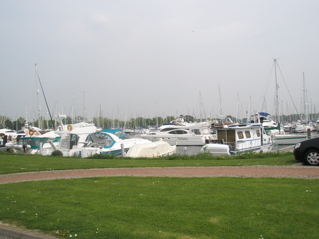 File:Bank Holiday Monday at Chichester Marina - geograph.org.uk - 794668.jpg