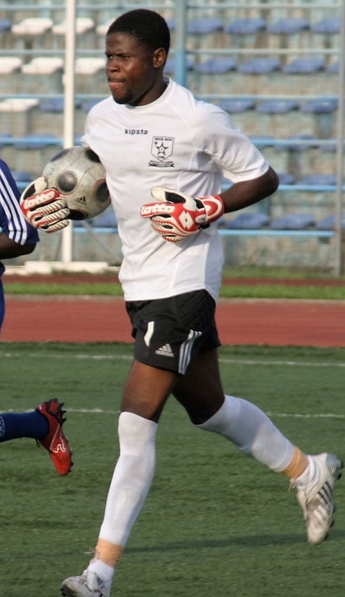 Akpan playing for Bayelsa United