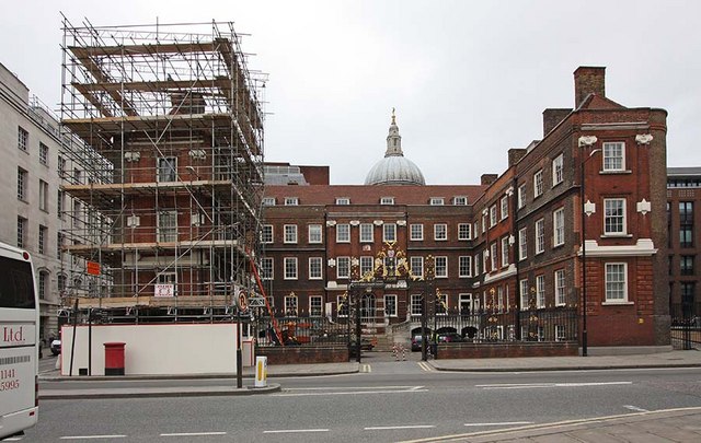 File:College of Arms, Queen Victoria Street, London EC4 - geograph.org.uk - 1202629.jpg