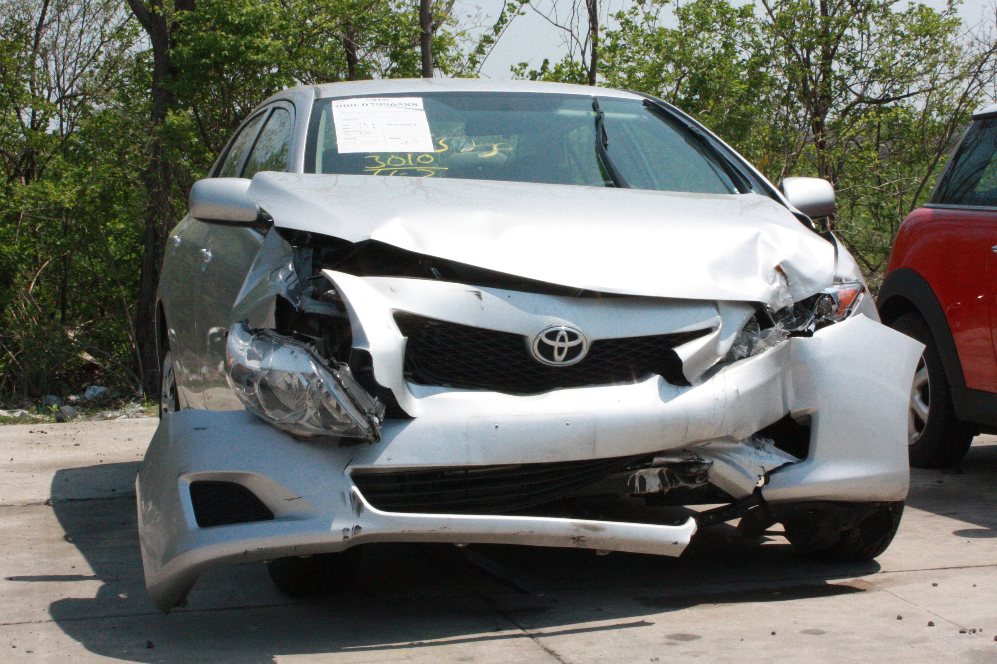 toyota corolla accident pictures #7