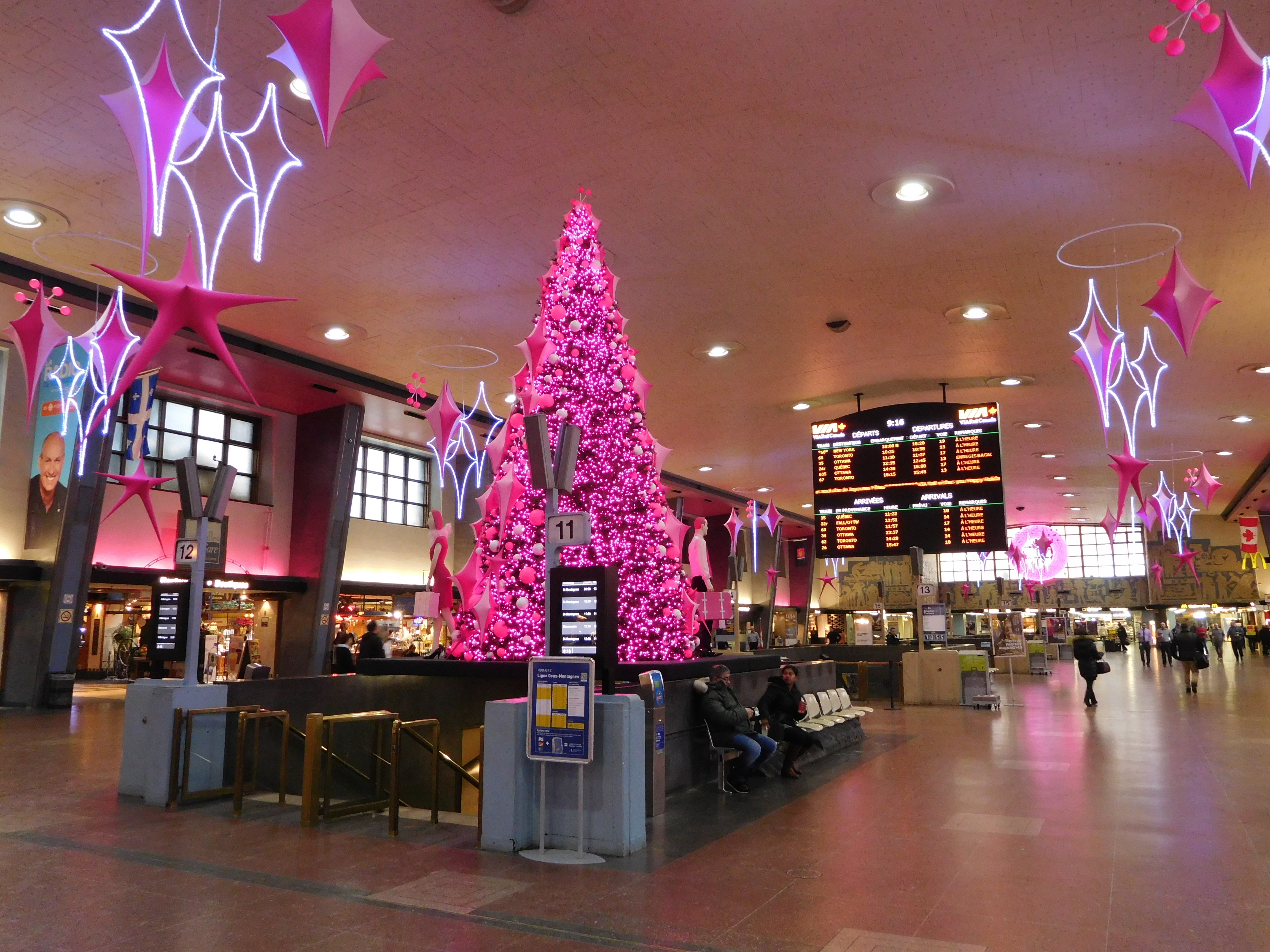 File Gare centrale de Montreal 69.JPG Wikimedia Commons