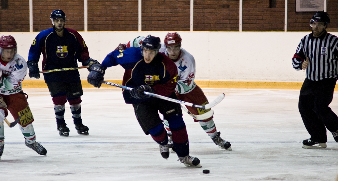 Buscar a tientas Influyente identificación Fútbol Club Barcelona (hockey sobre hielo) - Wikipedia, la enciclopedia  libre