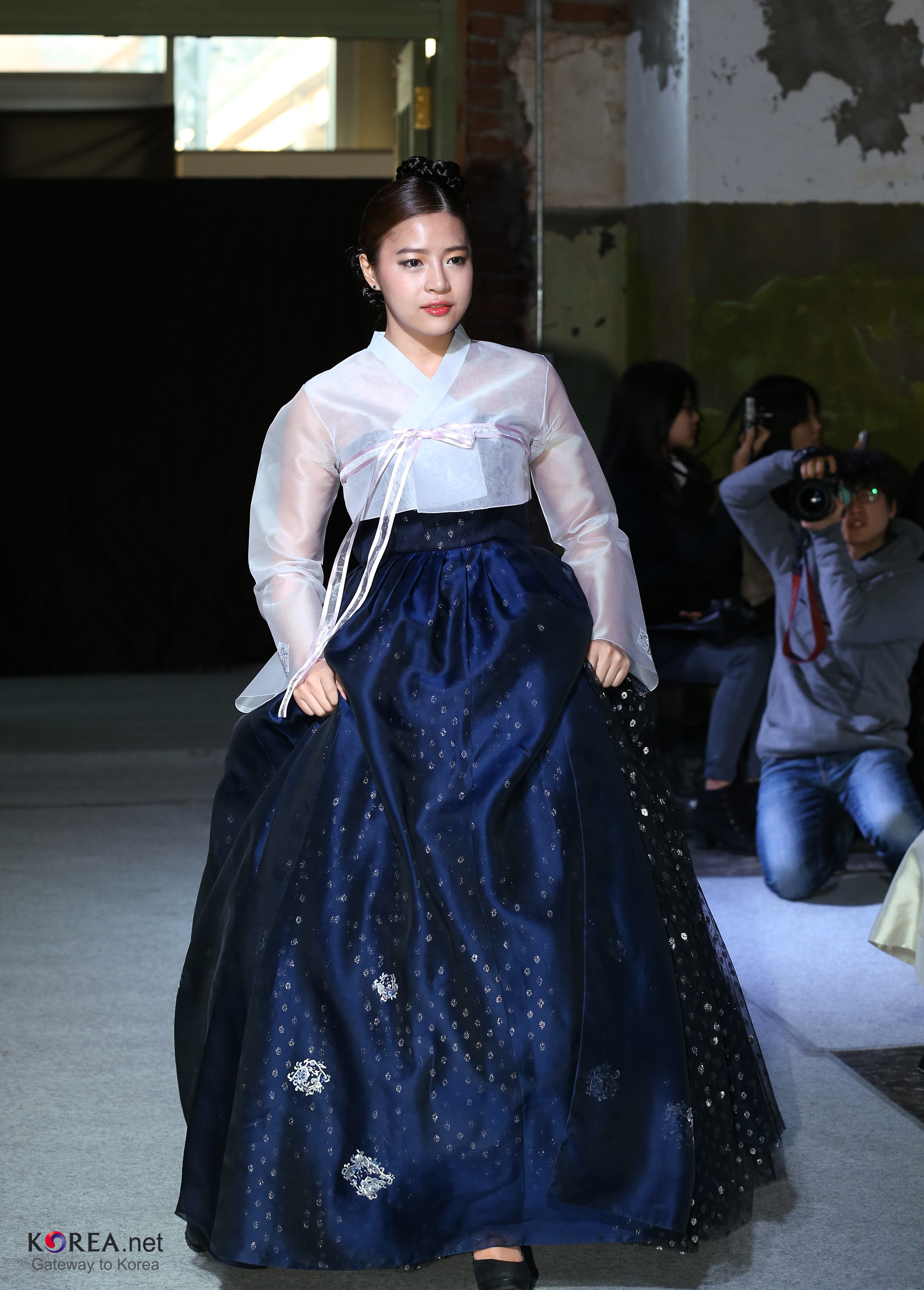 Blue hanbok shop