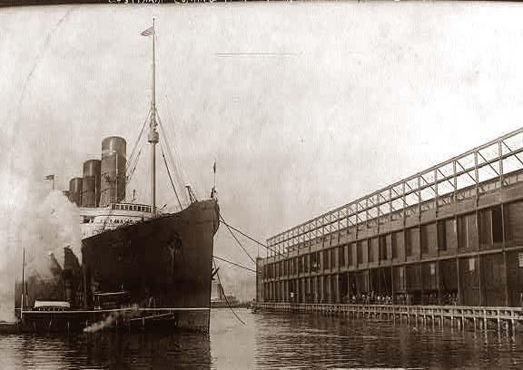 File:Lusitania 1907 2.jpg