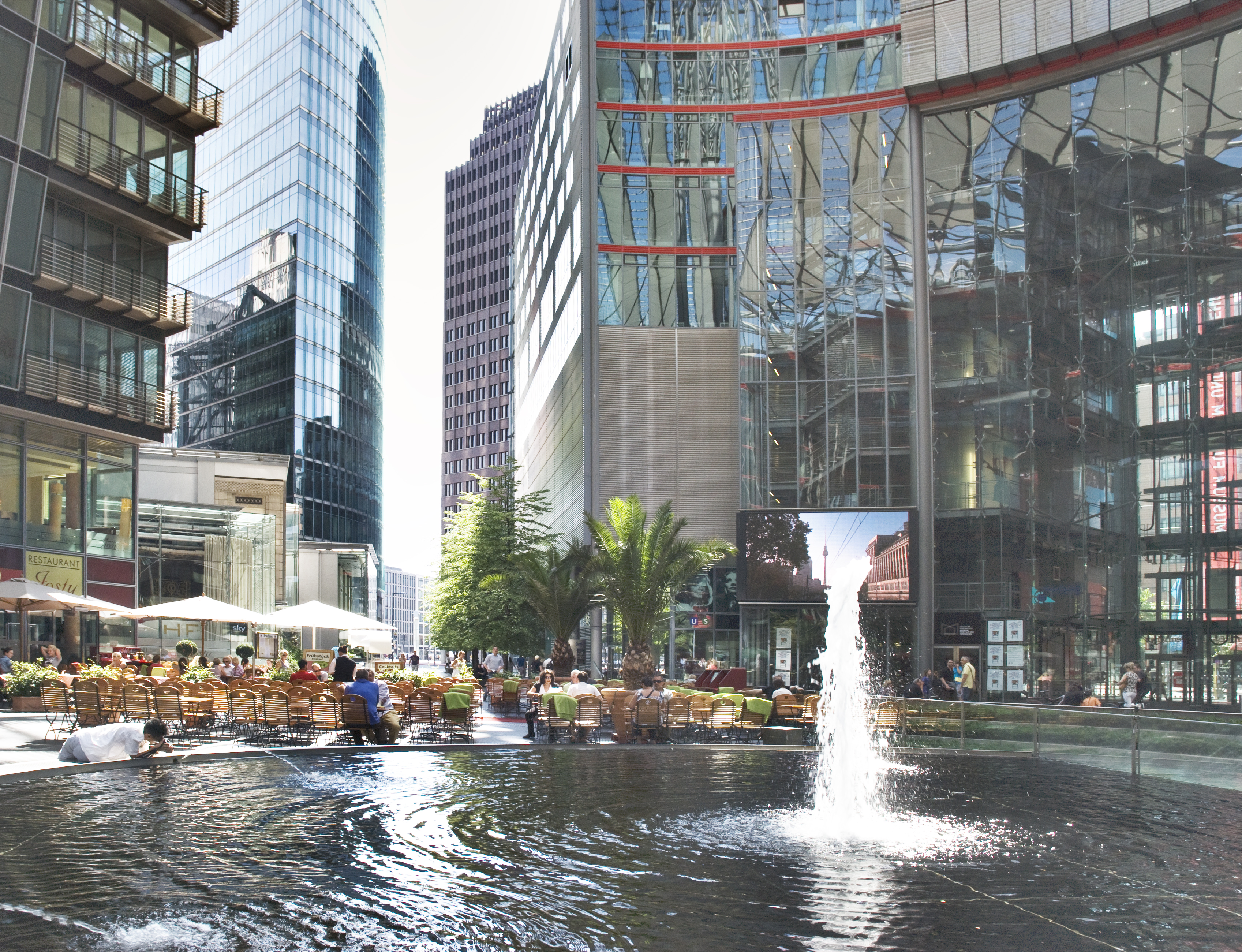 File:Sony Centre, Berlin (6111051211).jpg - Wikimedia Commons