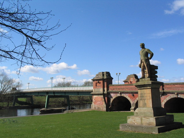 File:Statue of Sir Robert Juckes Clifton, Wilford Bridge, Nottingham - Geograph-753649.jpg