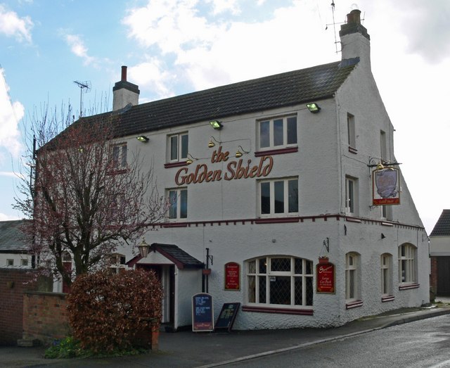 File:The Golden Shield in Fleckney - geograph.org.uk - 736847.jpg