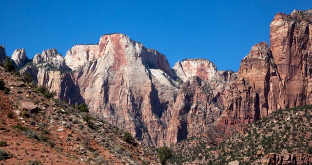 File:Towering peaks of Zion (8078517163).jpg