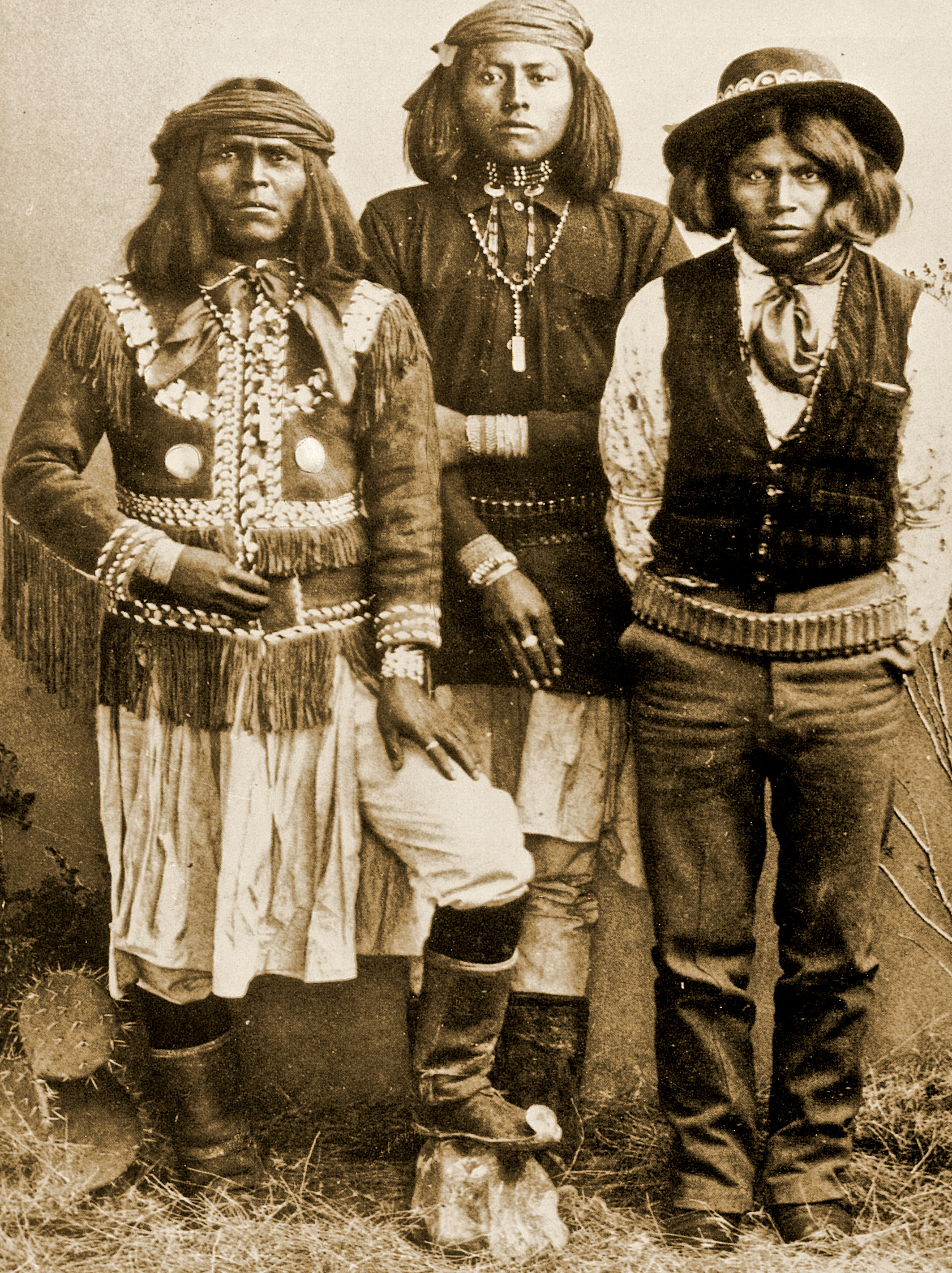 Апачи групп. Индейцы Явапаи. Апачи индейцы. Индейцы племени Апачи. Индейцы Северной Америки Апачи.
