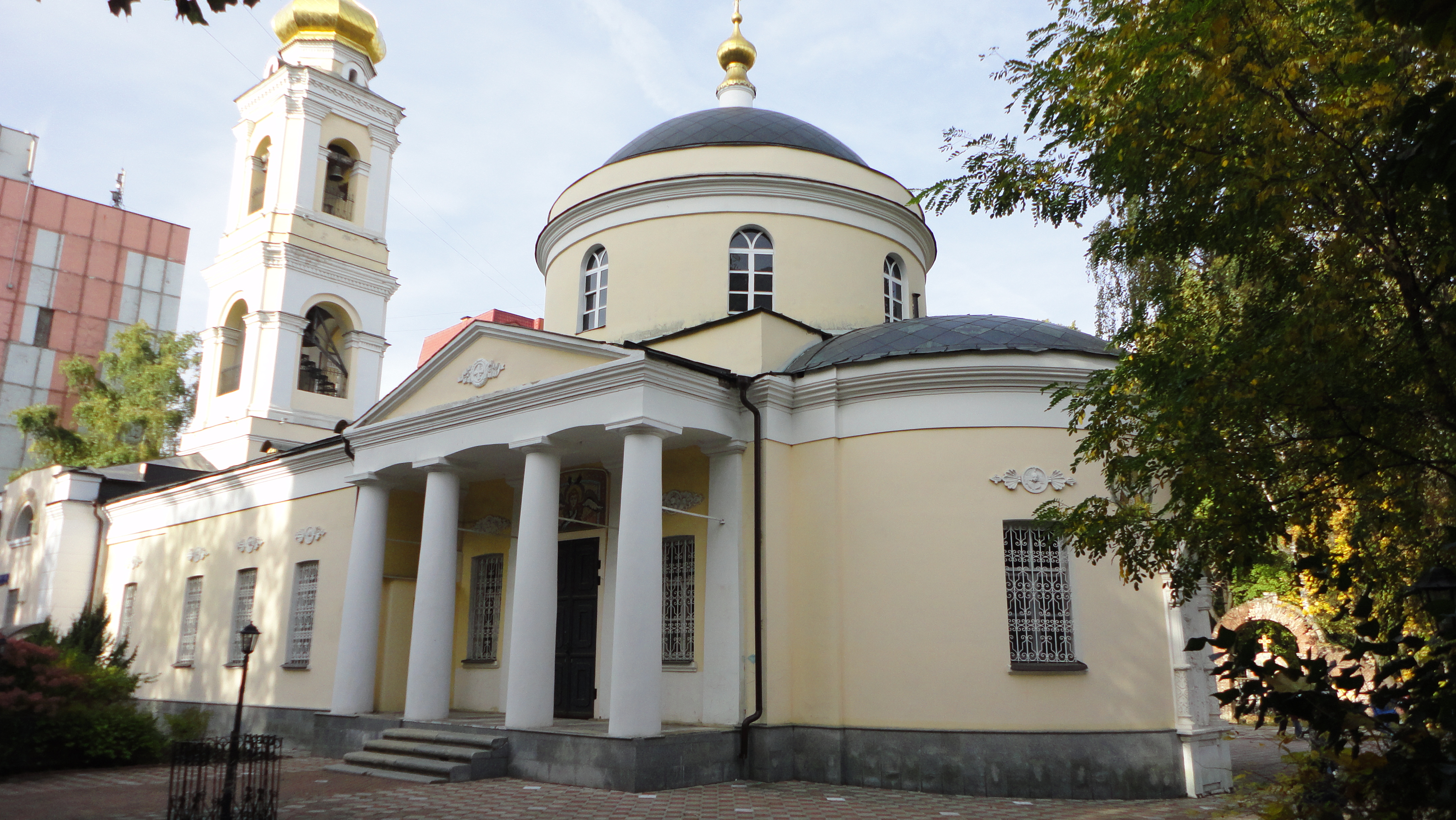 Церковь зосимы и савватия. Церковь Зосимы и Савватия Саров. Церковь Зосимы и Савватия на Горке. Храма Зосимы и Савватия купол. Роспись храма Зосимы и Савватия Гольяново.