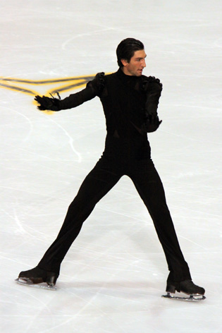 File:2009 Skate America Men - Evan LYSACEK - 4089a.jpg