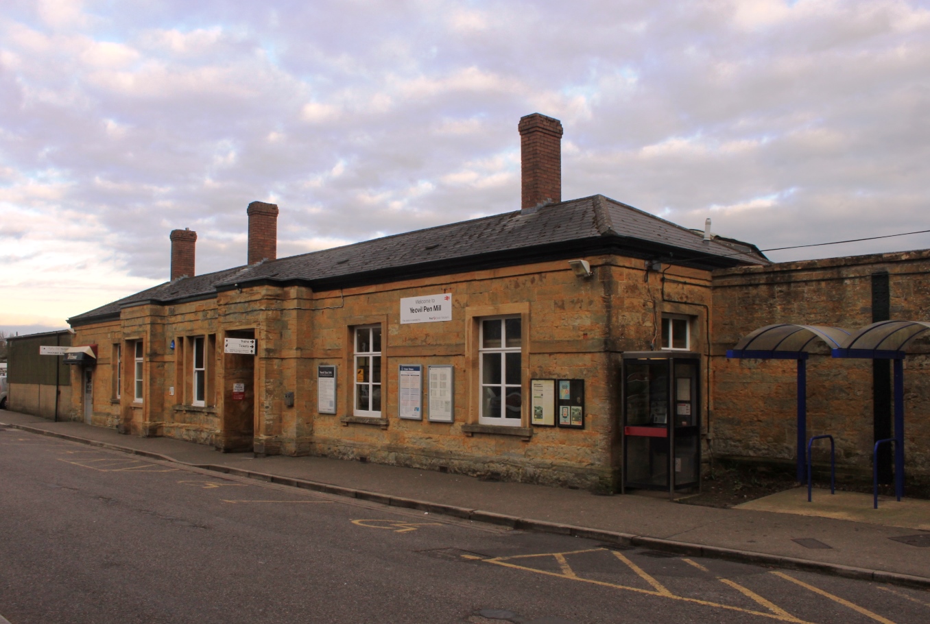 Yeovil Pen Mill railway station