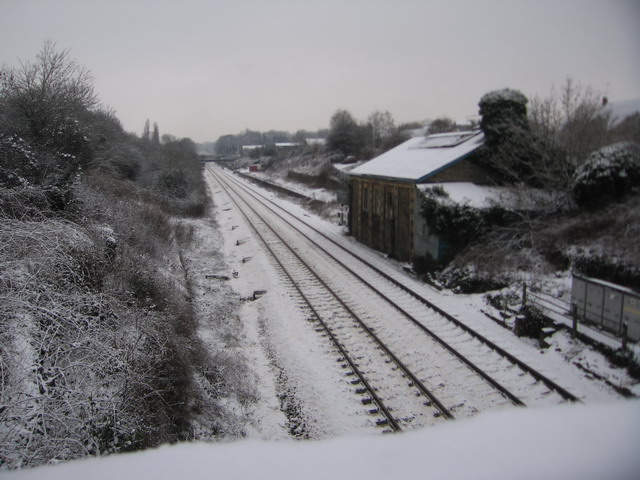 File:Corsham station snow Feb 2007 Ben Croft.jpg