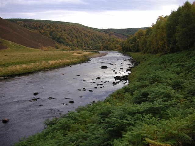 File:Findhorn, upstream of Shenachie - geograph.org.uk - 667344.jpg