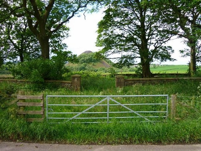 File:Friends' Burial Ground (Wester Gartshore) - geograph.org.uk - 1553459.jpg