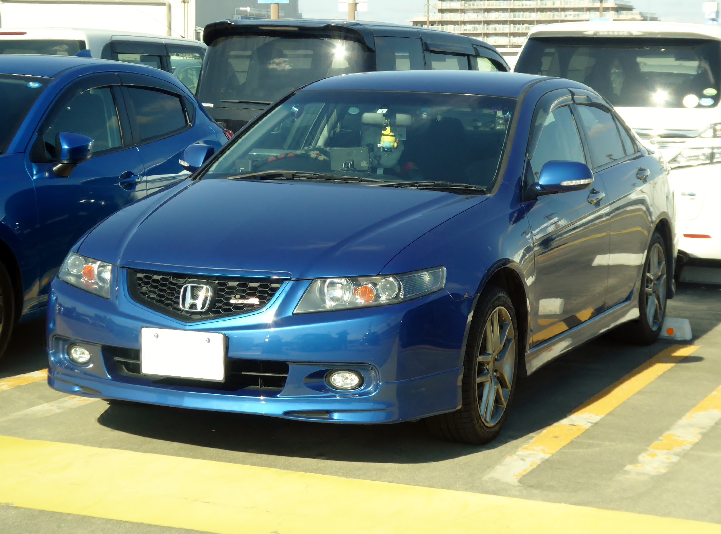 File:Honda ACCORD Euro-R (LA-CL7) front.jpg - Wikimedia Commons