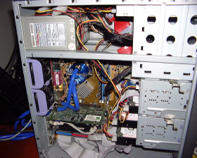 File:Interiorofawatercooledcomputer.png