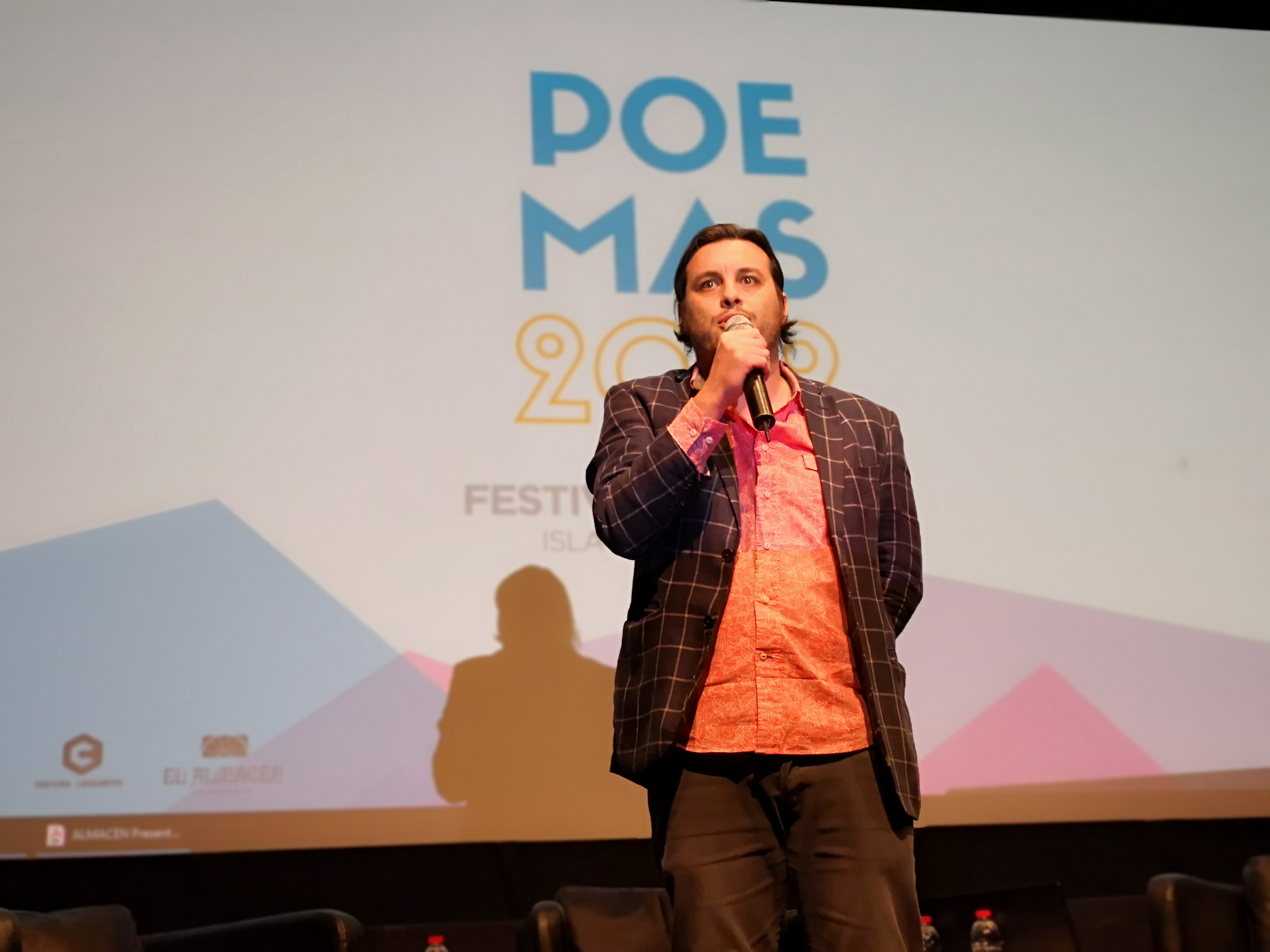 José Manuel Díez presenta el Festival de Poesía en Lanzarote, Enero 2019