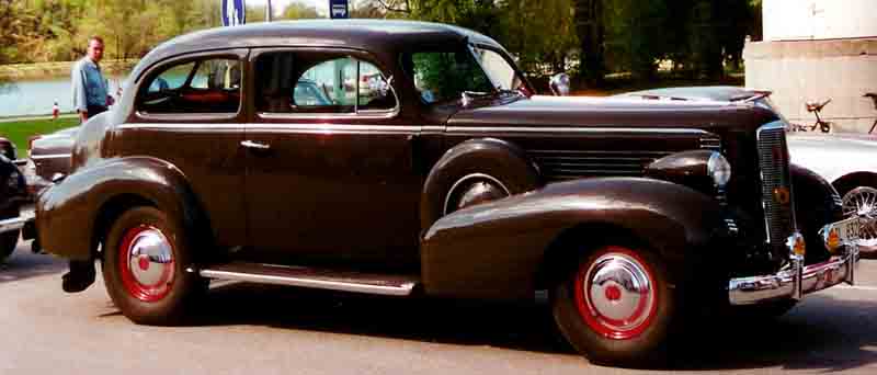 File:LaSalle 1937 Series 37-5011 Two-Door Touring Sedan.jpg