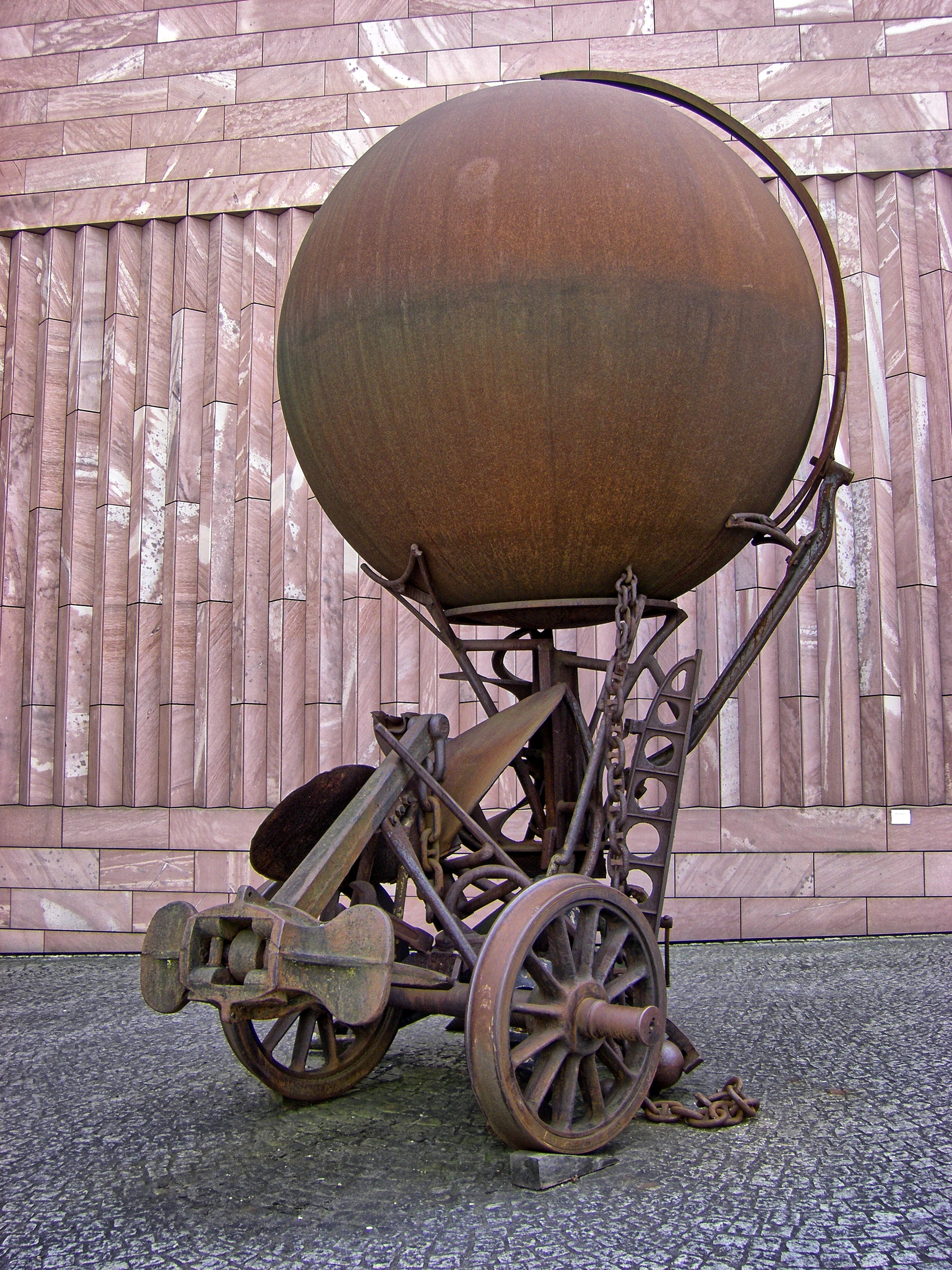 Sculpture ''Dickfigur Beteigeuze'' (1996) in front of the [[Museum Tinguely