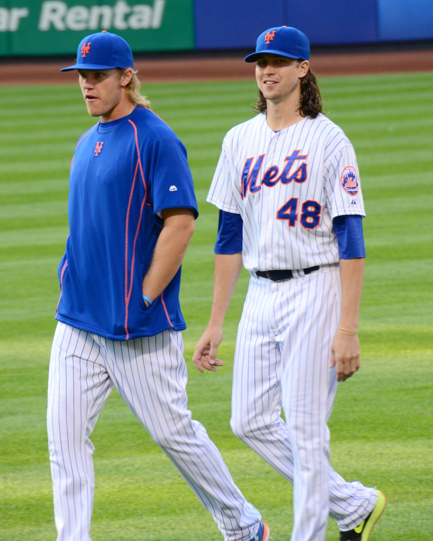 File:Noah Syndergaard and Jacob deGrom on July 25, 2015.jpg - Wikimedia  Commons